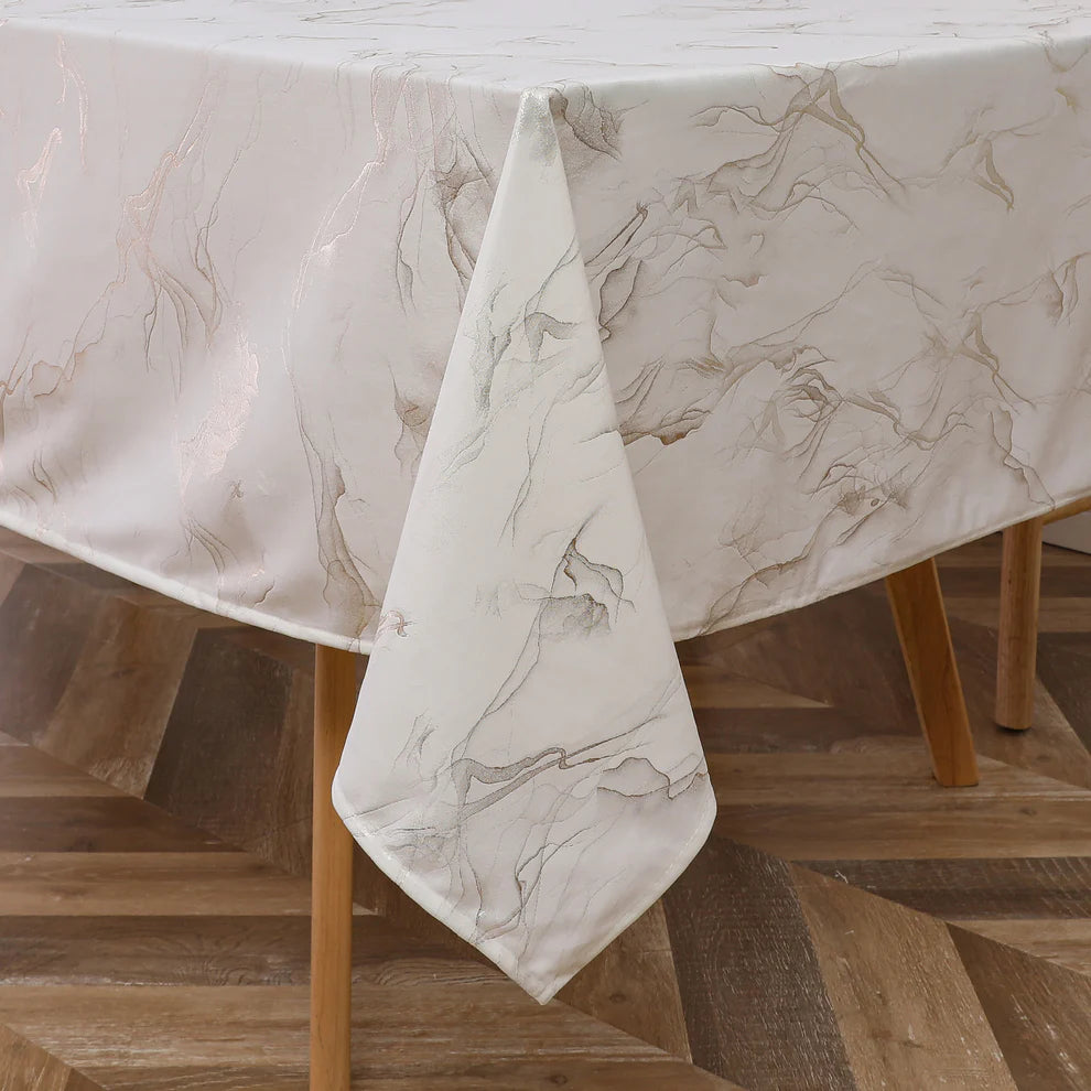 Velvet Tablecloth Stormy white/Gold/Silver