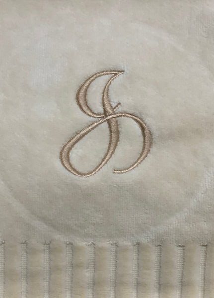 Finger Towel Cream W/Gold Initial