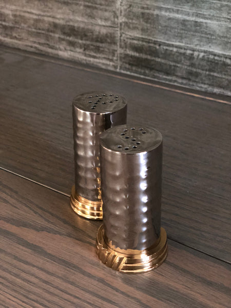 Hammered Salt/Pepper Shakers With Base