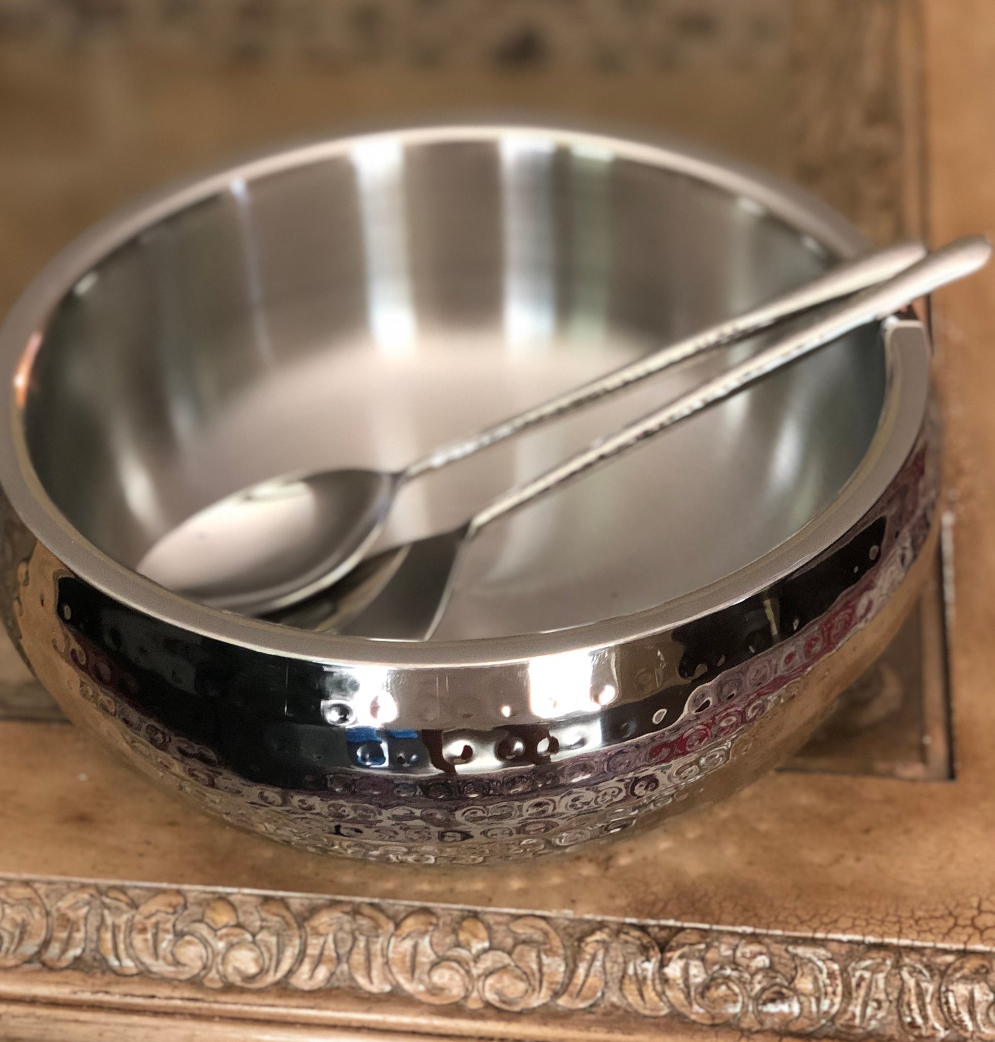 Hammered Double wall Salad Bowl