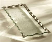 Ruffle rectangluar tray 17 x 6